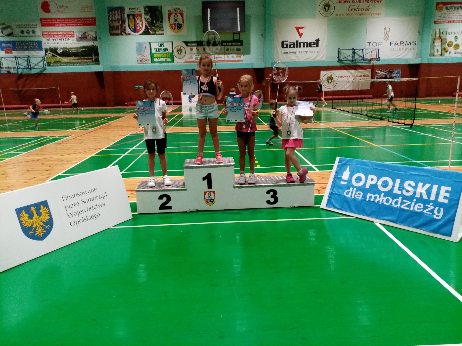 Zabawa na Sportowo z lotką